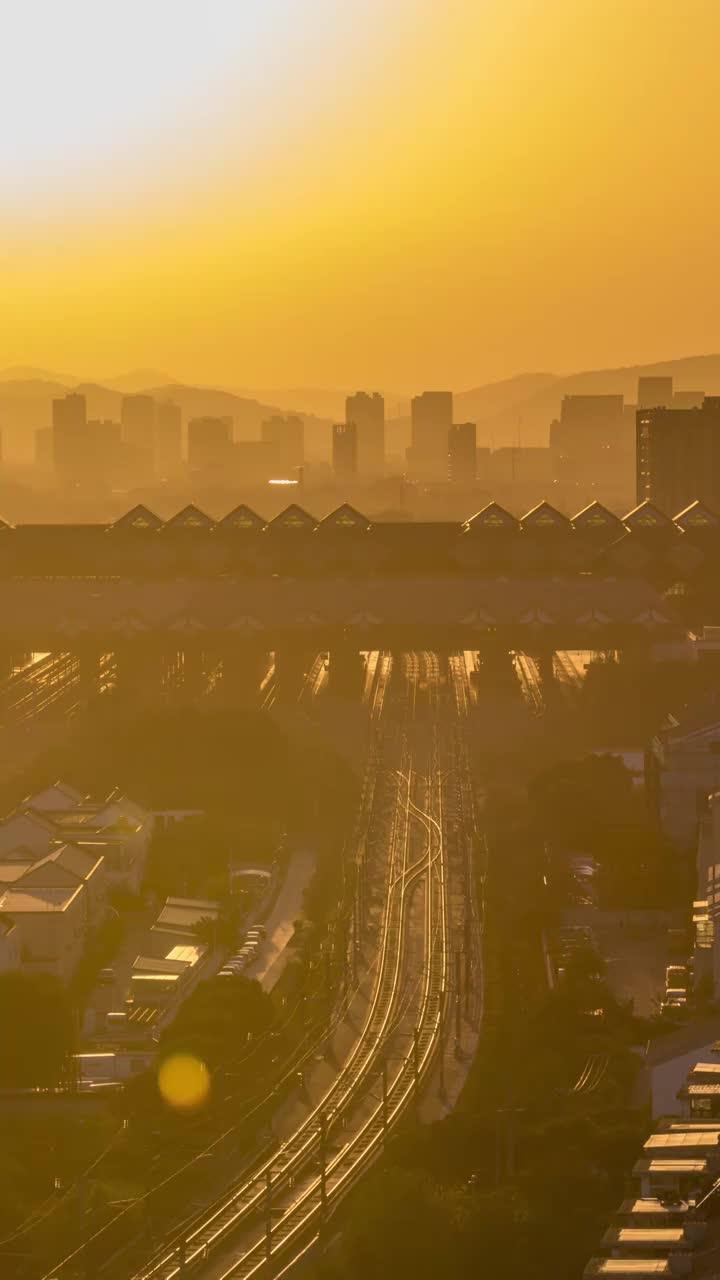 苏州火车站日落延时视频素材