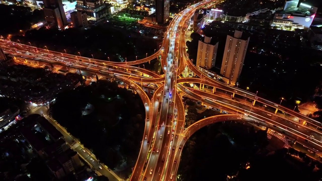 上海城市高架城市天际线夜景航拍视频素材