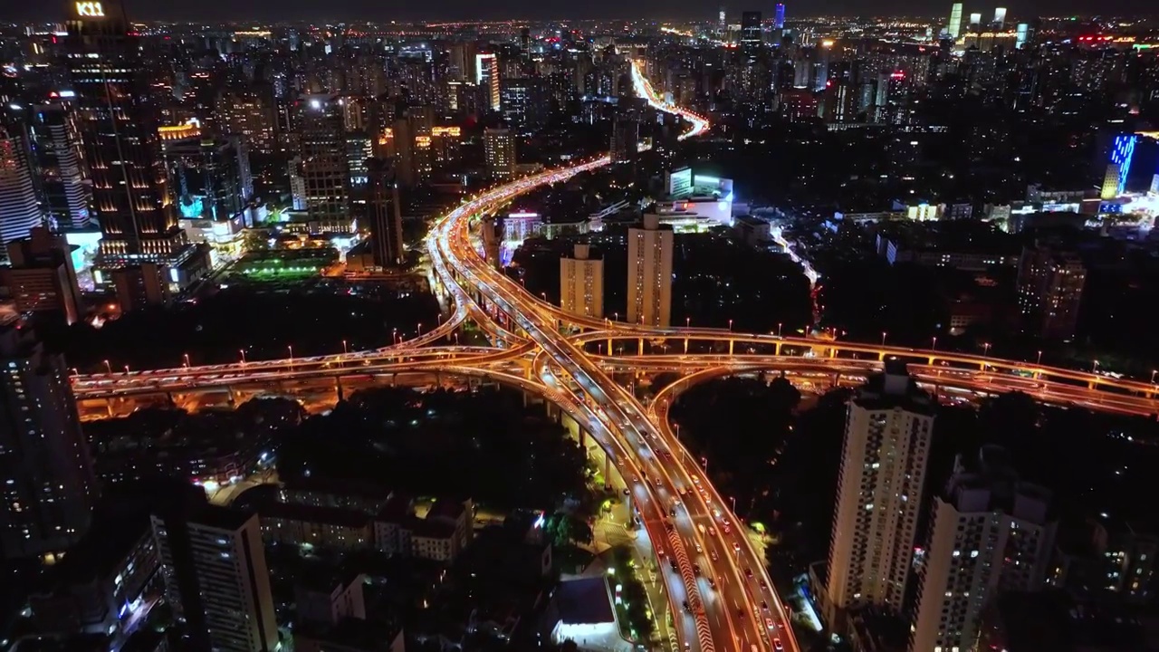 上海城市高架城市天际线夜景航拍视频素材