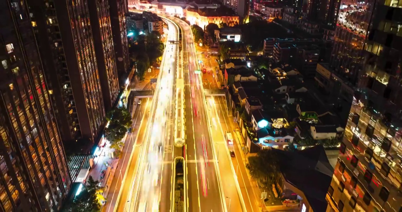 航拍延时成都夜晚交通车流高楼大厦繁华城市视频素材