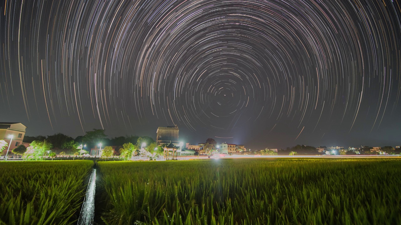 容县醉美地标星轨视频素材