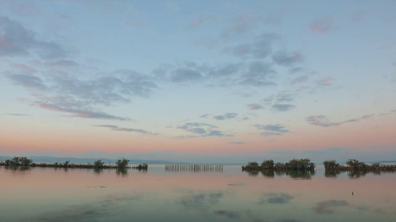 夕阳下的云南昆明湖光山色视频素材