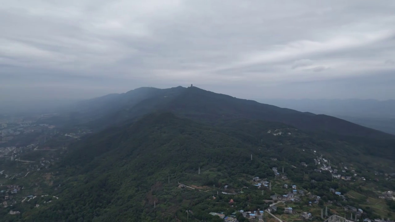 重庆缙云山脉与北碚小城人文景观航拍视频素材