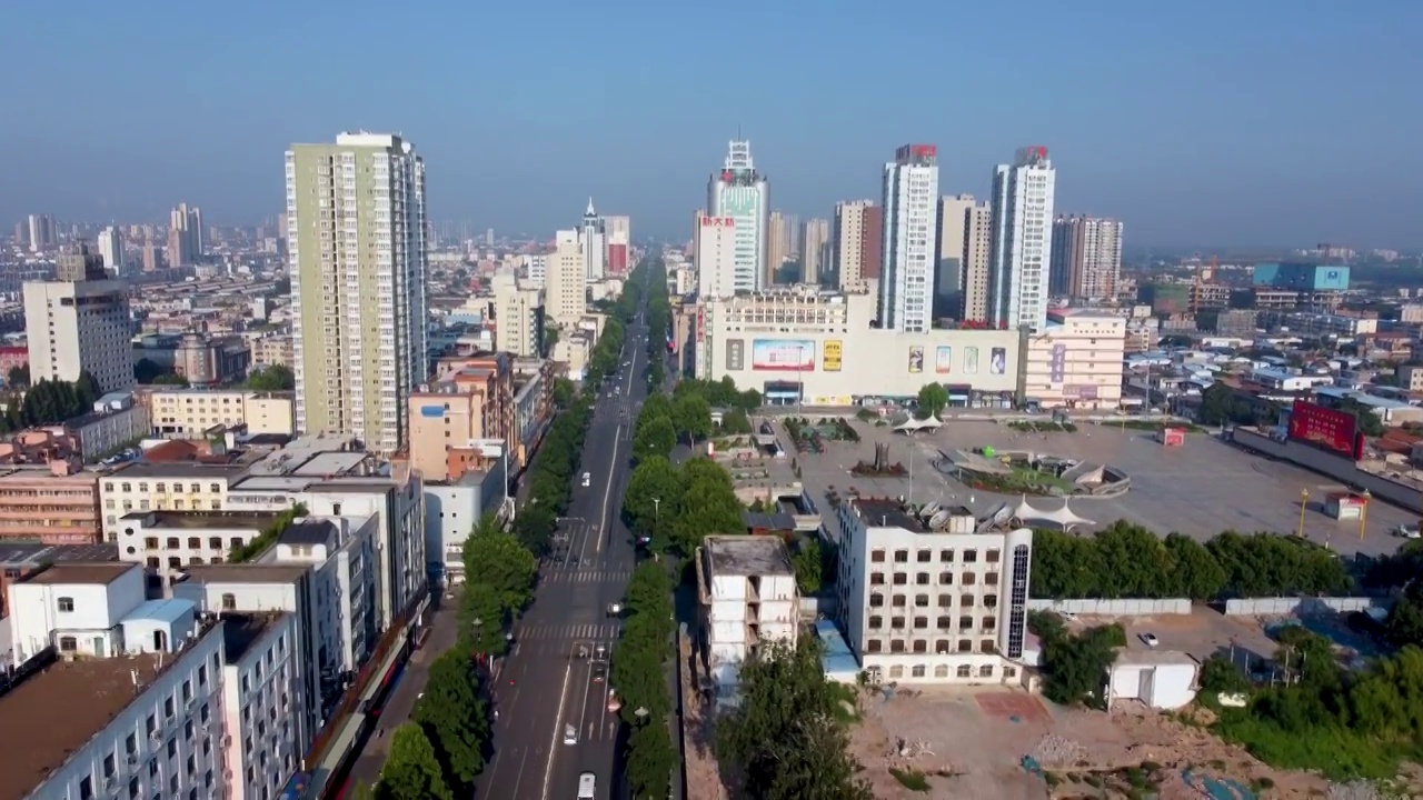 周口市 七一路 万顺达百货 五一文化广场 永安大厦 大新百货视频素材