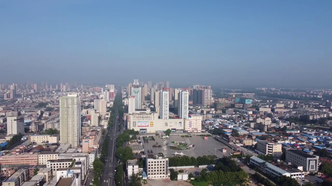 周口市 七一路 万顺达百货 五一文化广场 永安大厦 大新百货视频素材