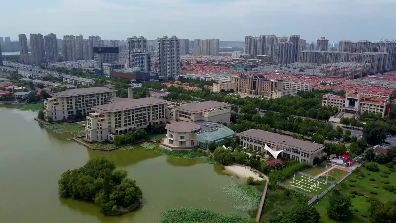 开封 金明广场 开元广场 金明池 河南大学 金明大道视频素材