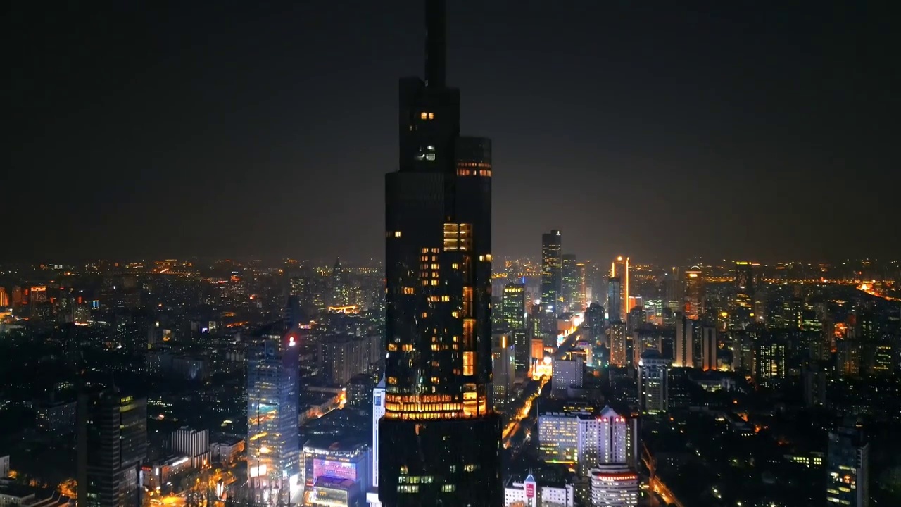 南京市紫峰大厦城市环境夜景航拍视频素材