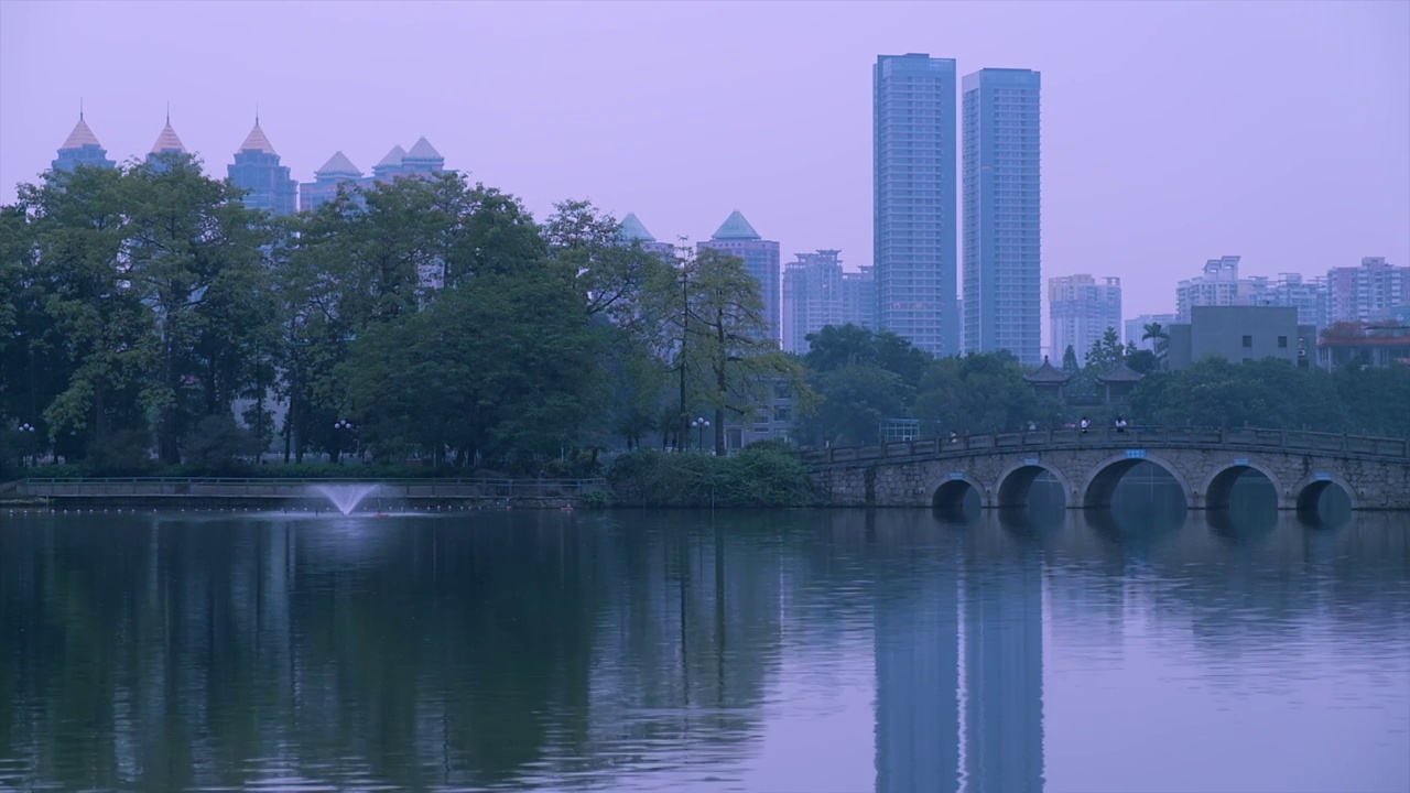 广州东山湖公园石桥景观视频素材