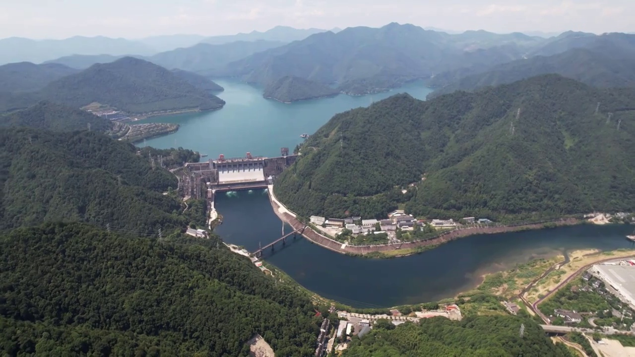 航拍建德新安江电厂千岛湖水库大坝视频素材