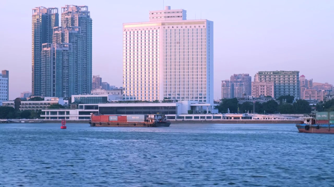 广州珠江岸沙面岛白天鹅宾馆白色建筑视频素材