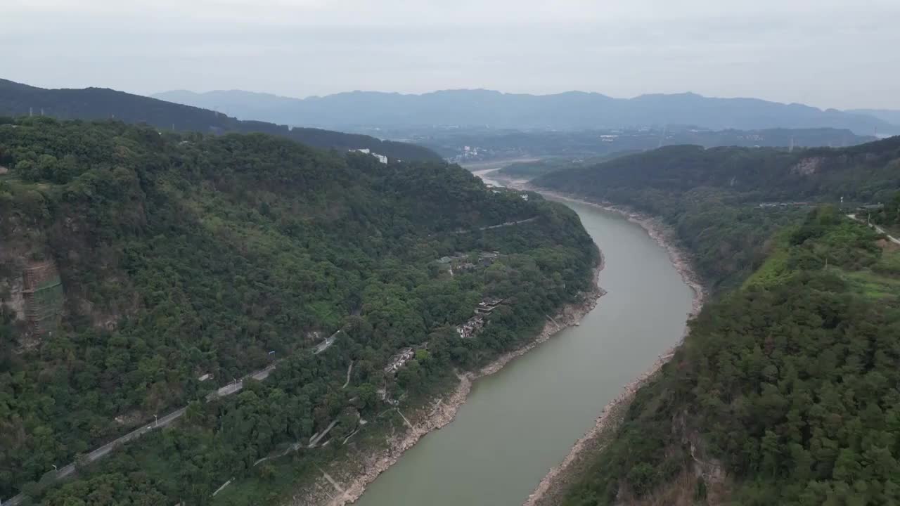 重庆北碚嘉陵江自然森林景观航拍（温塘峡）视频素材