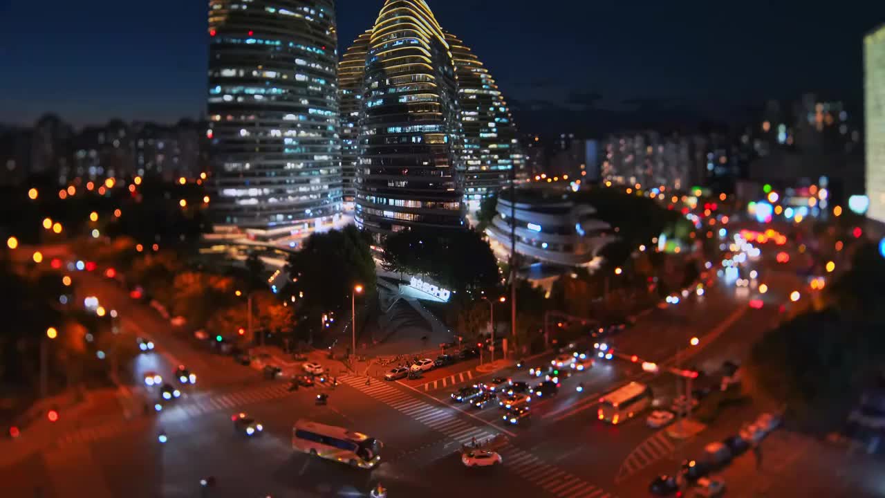 望京SOHO天际线日落夜景视频素材