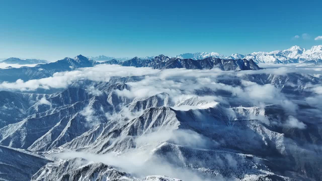 牛背山震撼雪山云海航拍视频购买