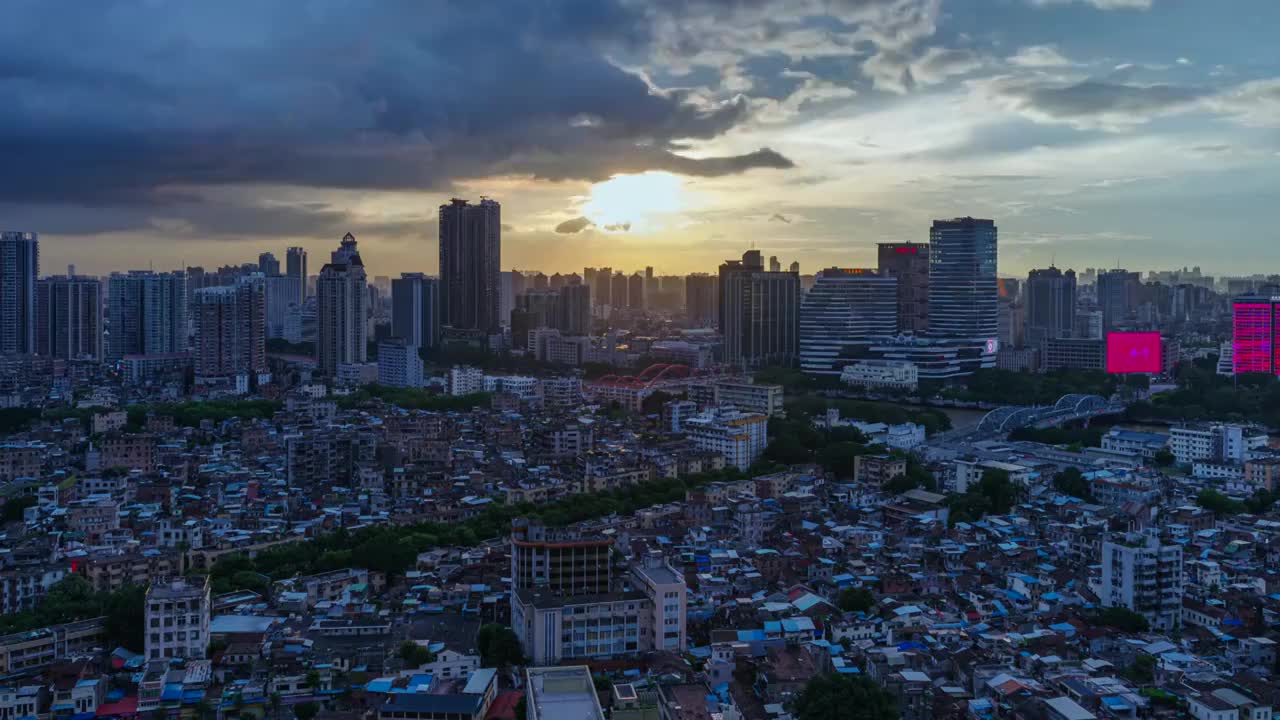 广州城市建筑群夕阳晚霞航拍延时风光视频素材