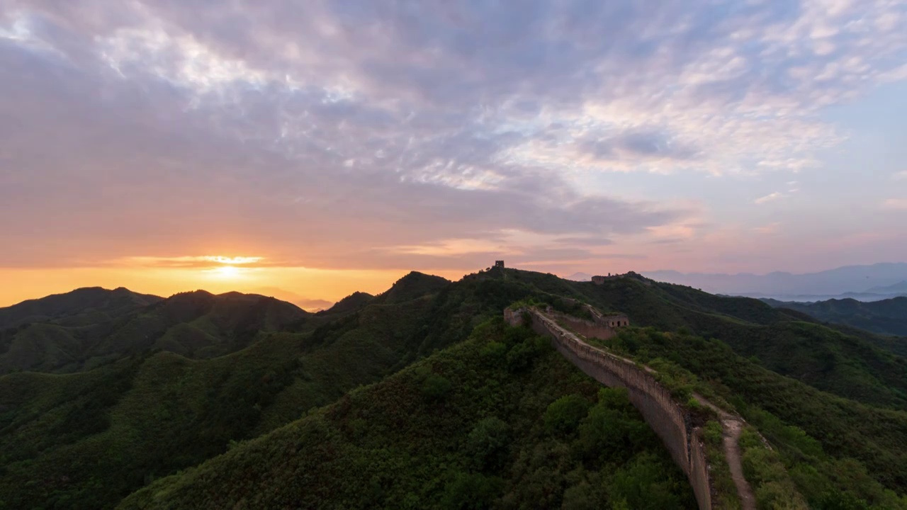 蟠龙山长城朝霞日出视频素材