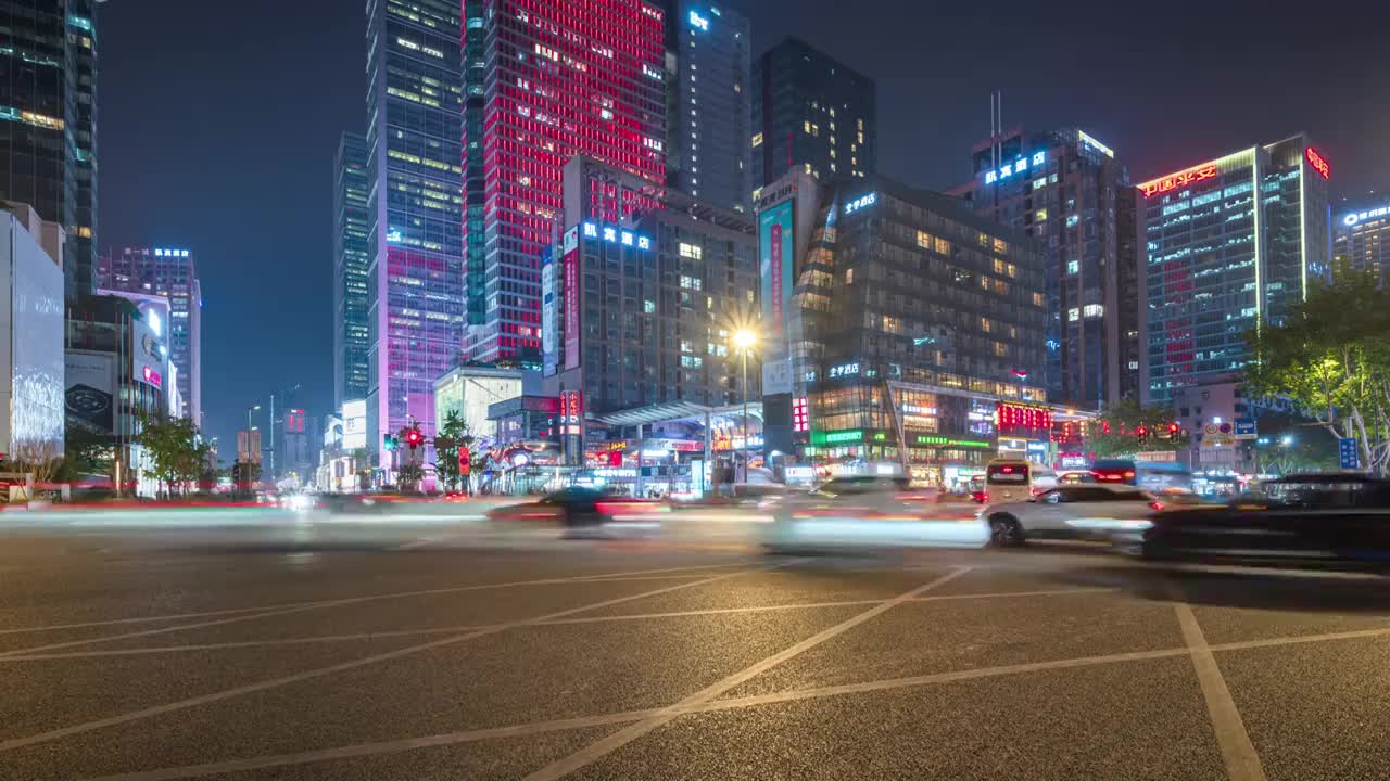 成都春熙路太古里IFS十字路口夜景城市风光延时摄影视频素材