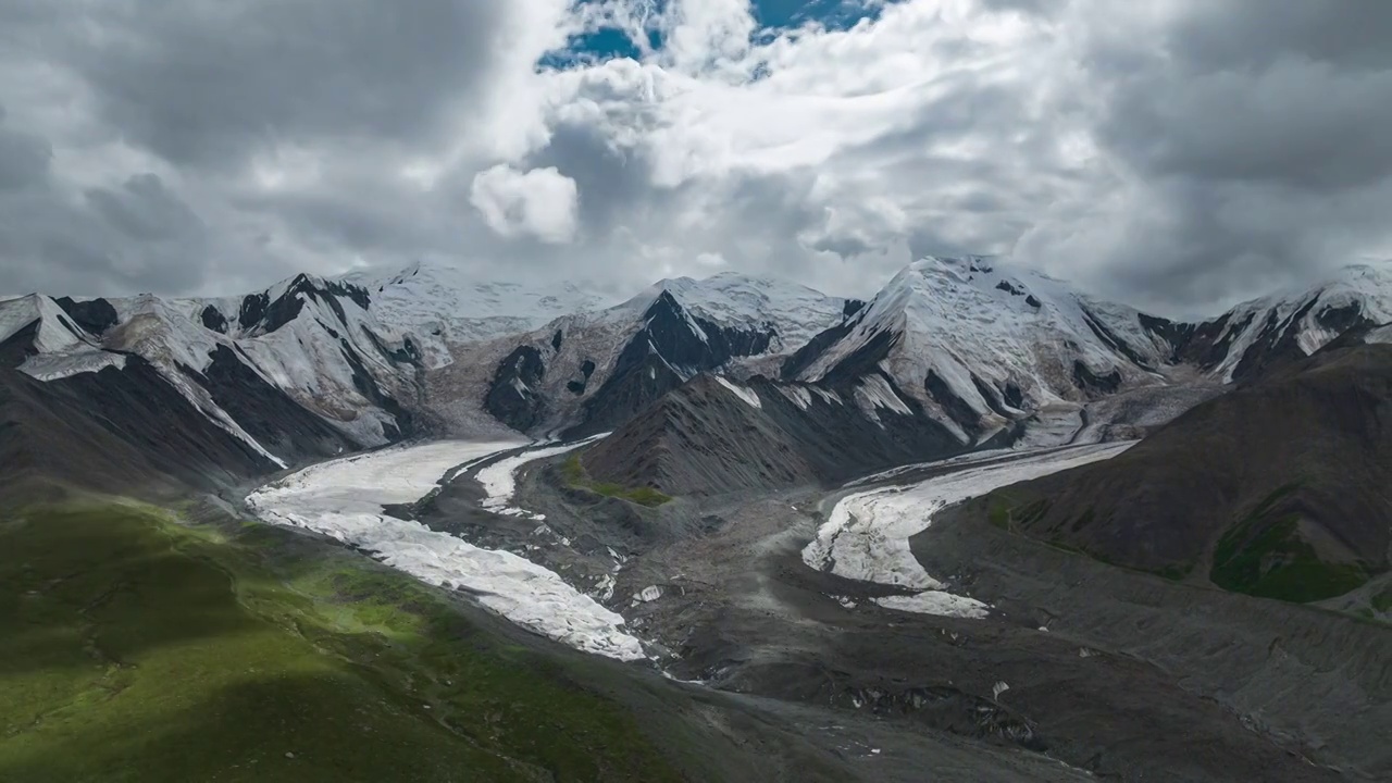 阿尼玛卿雪山视频素材