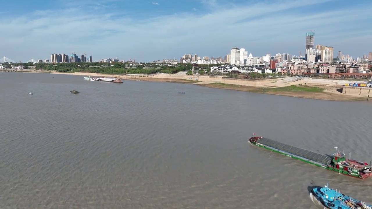 湖南岳阳市洞庭湖湖岸航拍视频素材