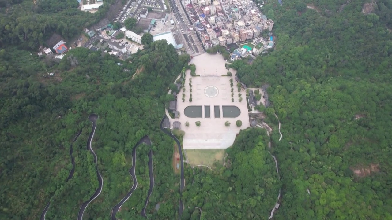 深圳阳台山森林公园登山广场登山步道视频素材