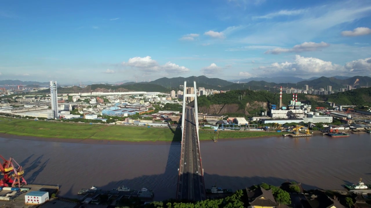 航拍宁波镇海招宝山大桥视频素材