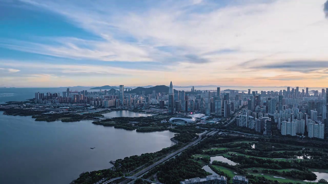 中国深圳南山区傍晚时分建筑风景视频下载