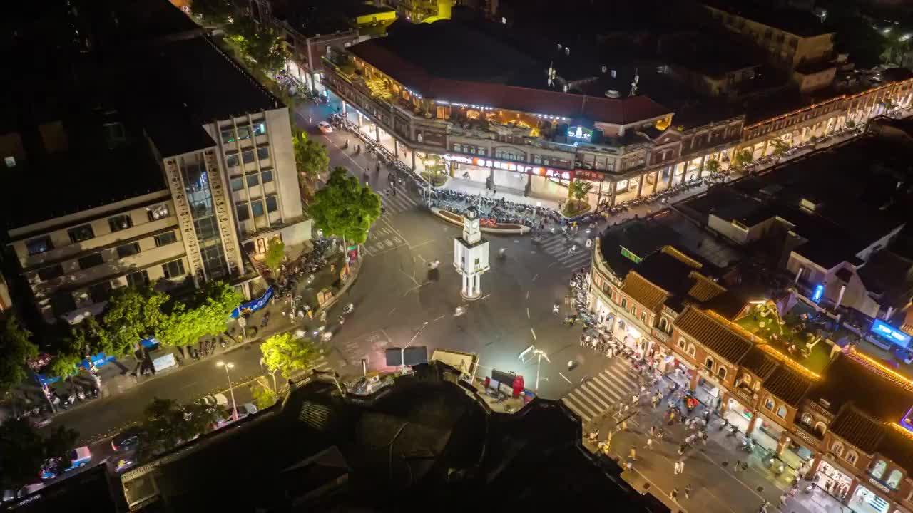 航拍泉州古城西街钟楼夜景延时视频素材