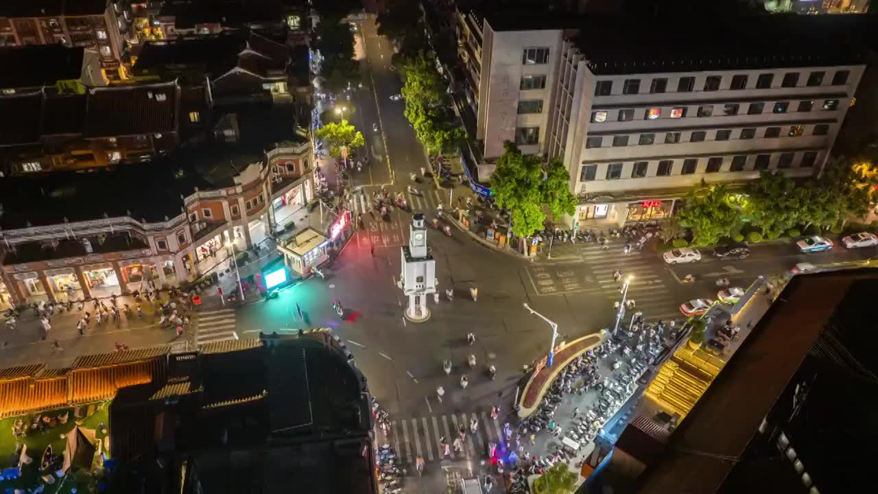 航拍泉州古城西街钟楼夜景延时视频素材