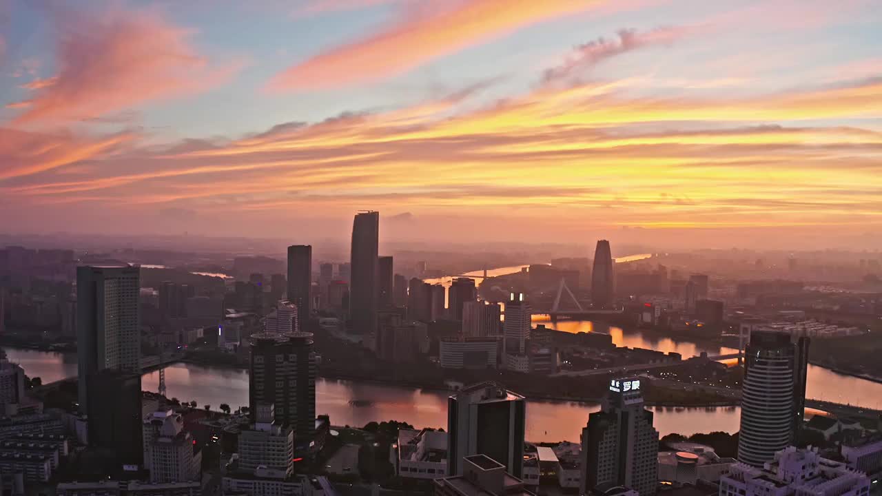 夏日早晨航拍浙江省宁波市三江口绿地中心建筑群视频素材