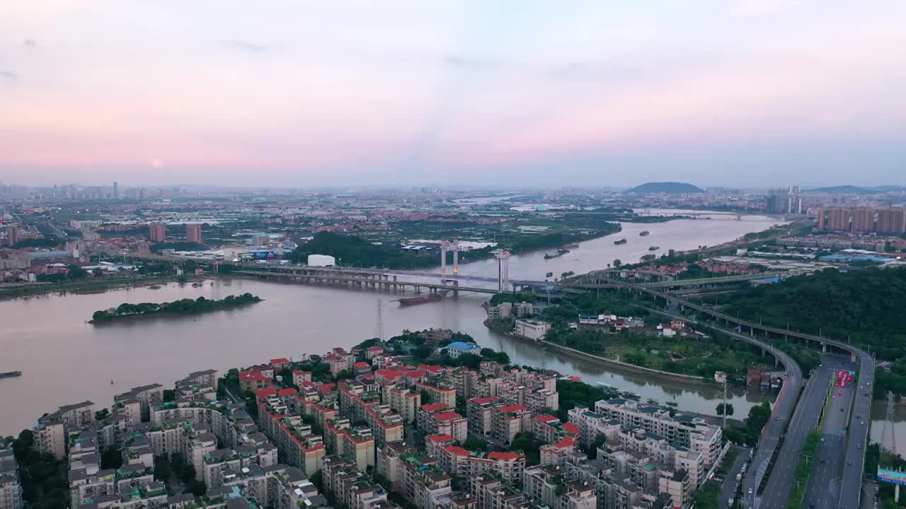 航拍佛山南海西樵城市天际线城市风光视频素材