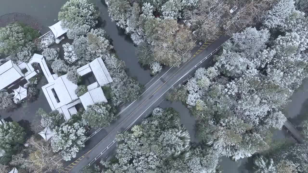 浙江杭州：雪中的西湖视频素材