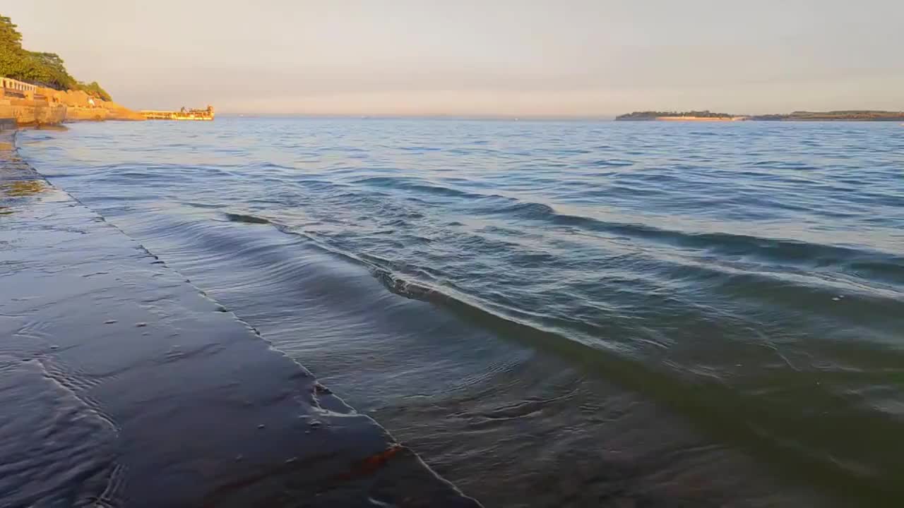 福建漳州海岸线浪花慢镜头视频素材