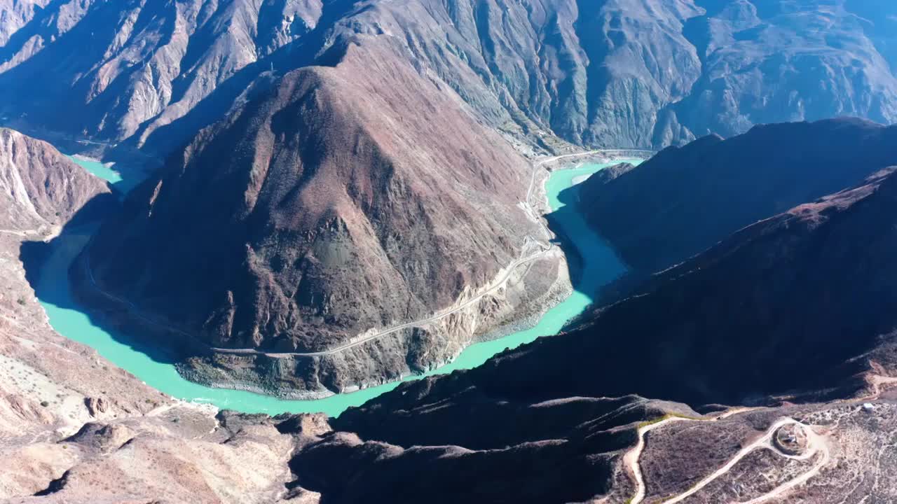 航拍金沙江大湾视频素材