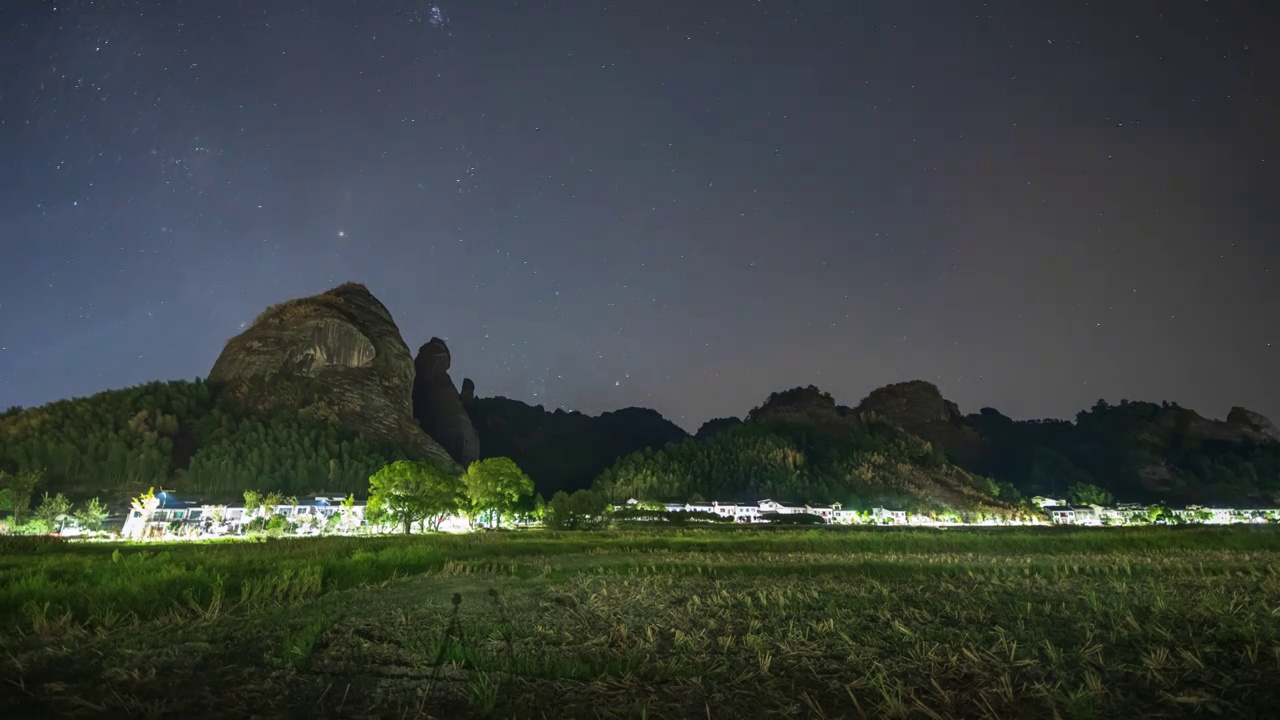 桂林丹霞地貌星空星轨延时视频素材