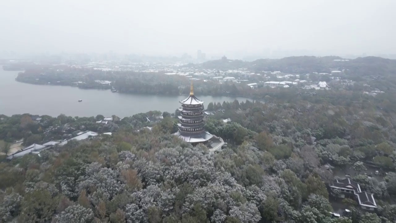 杭州西湖雷峰塔冬季雪景视频素材