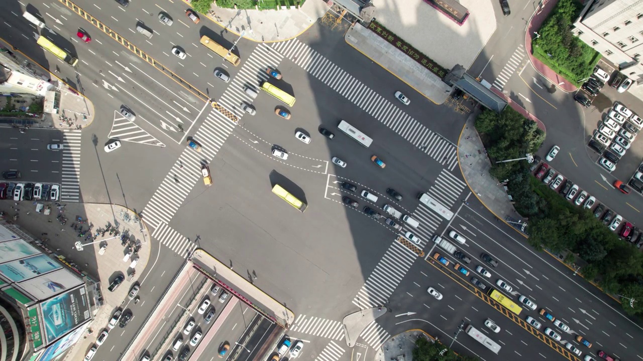 城市路口航拍视频素材