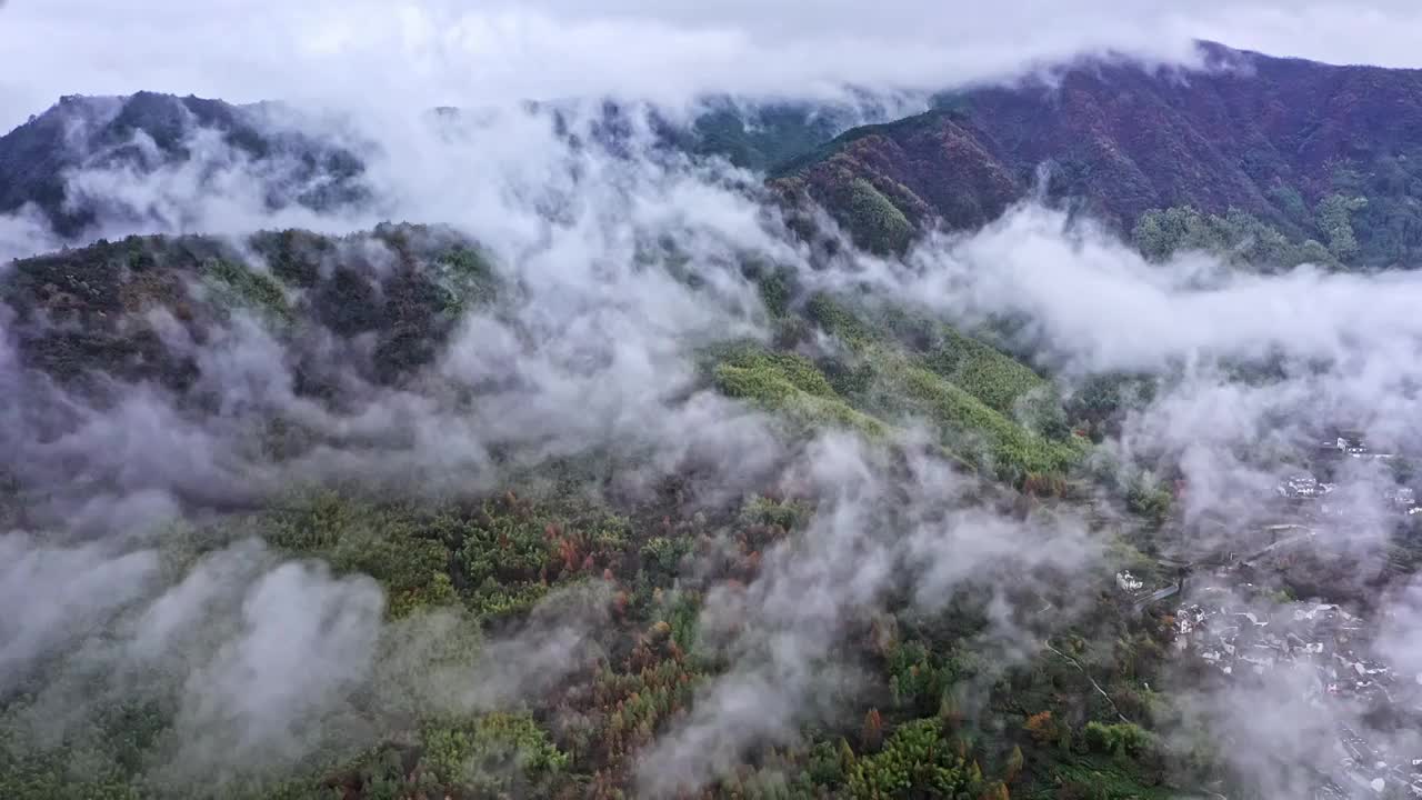 航拍安徽皖南村落清晨日出视频素材