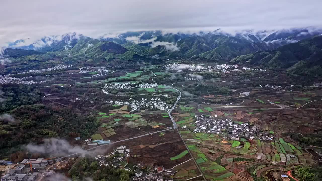 航拍安徽皖南村落清晨日出视频素材