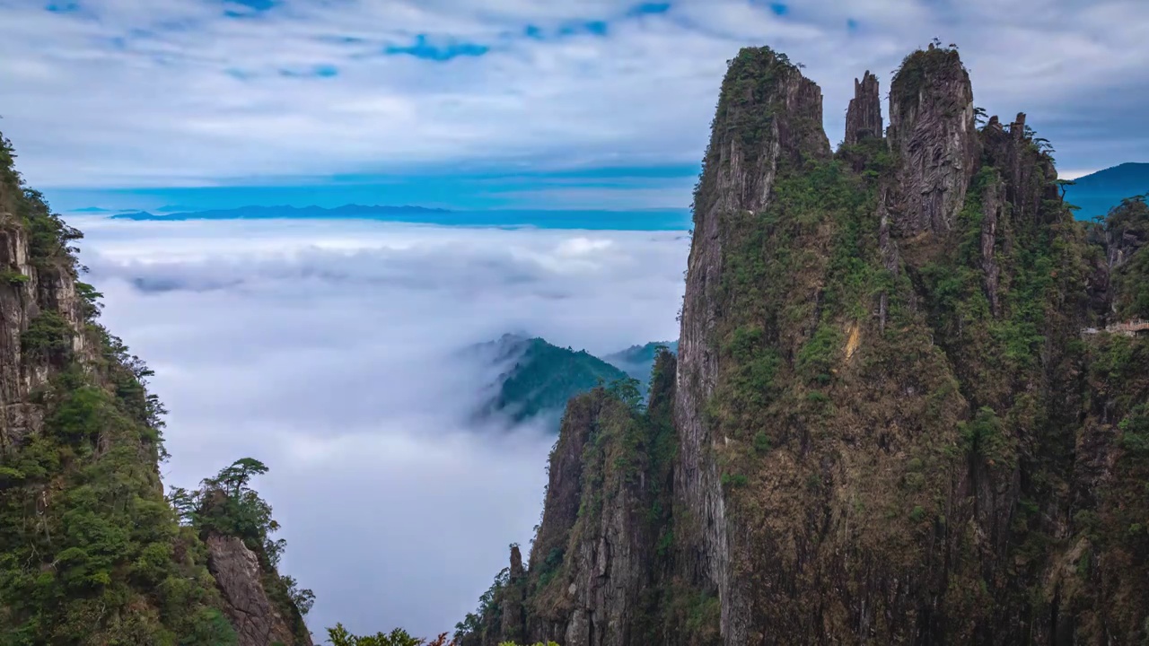 中国湖南郴州莽山景区五指峰的云海视频下载