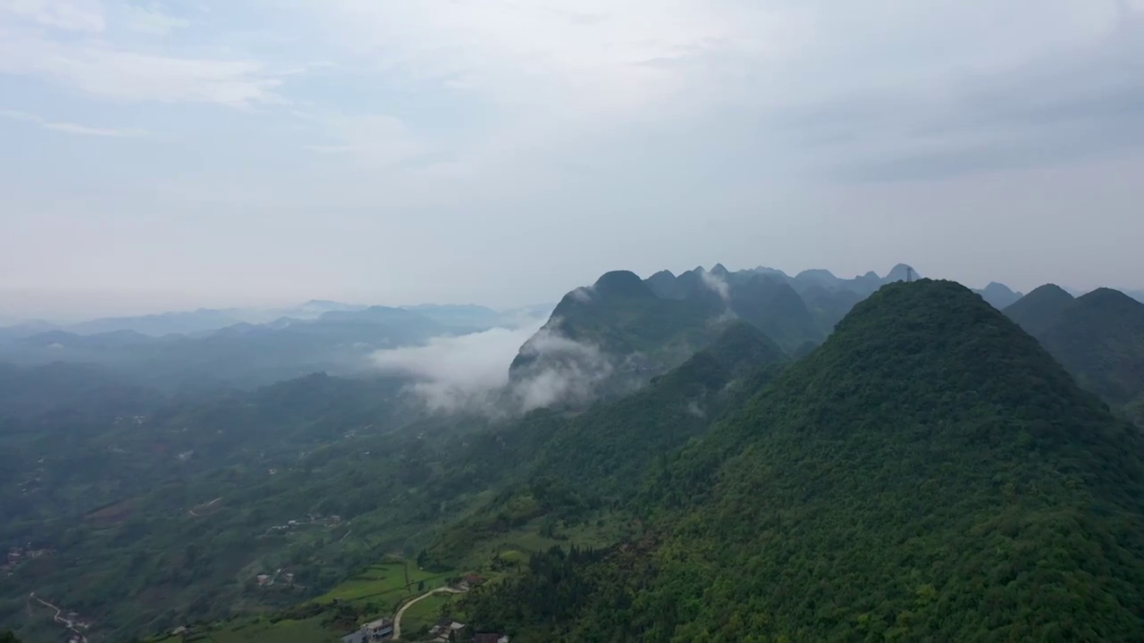 贵州兴义市万峰林航拍视频素材