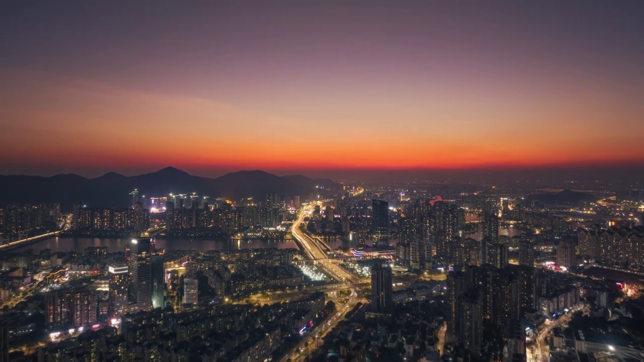 航拍珠海市区九洲大道日落夜景延时视频素材