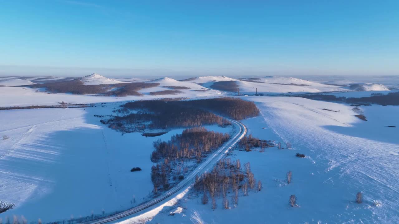 航拍雪域雪原风光视频素材