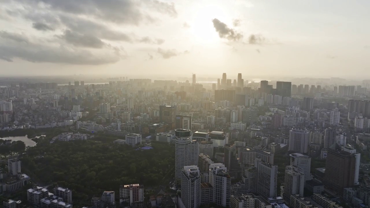 航拍海口都市日出风光视频素材