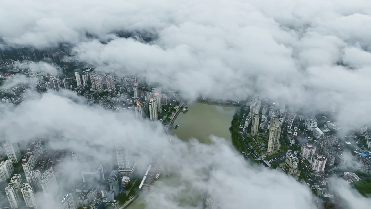 云海下的福州闽江两岸视频素材