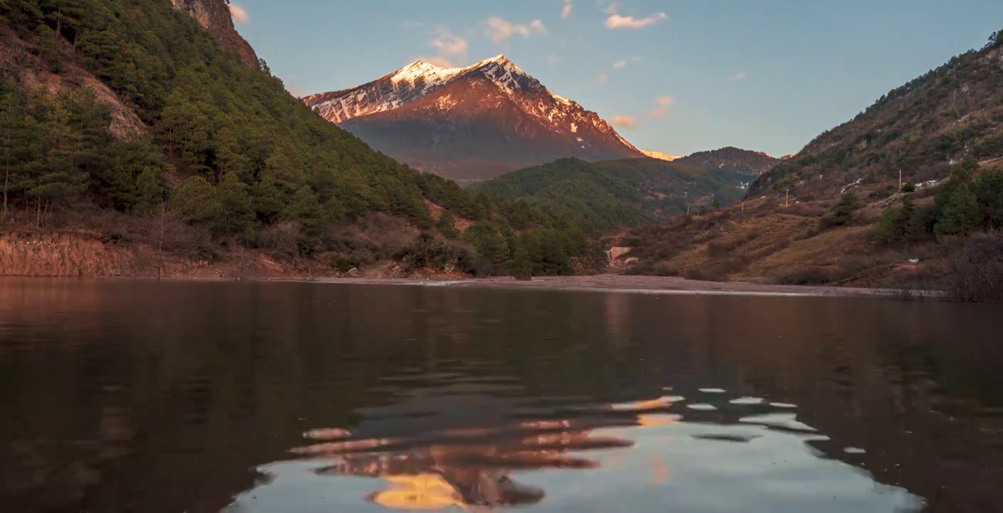 云南怒江兰坪雪邦山日照金山延时视频素材