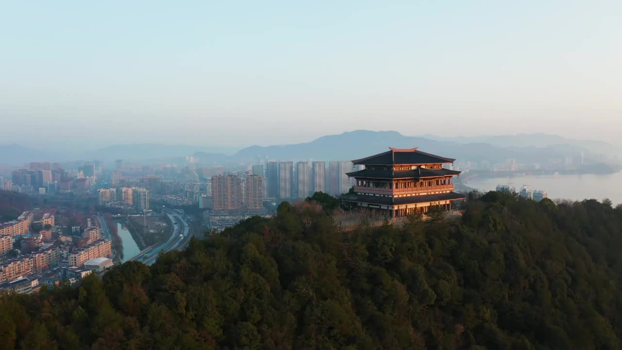 杭州富阳城市地标富春阁富春江晨曦视频素材