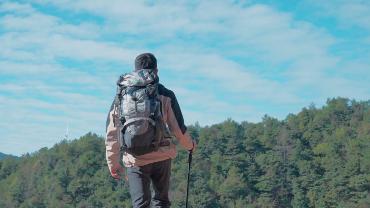 徒步登山视频素材