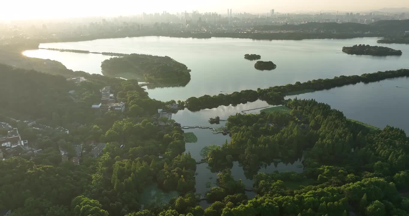 航拍杭州西湖日出风光视频素材