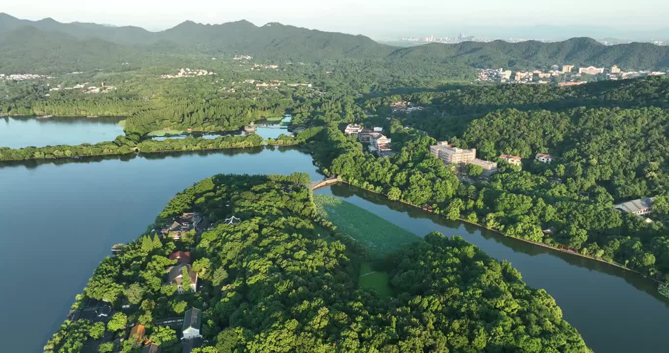 航拍杭州西湖日出风光视频素材