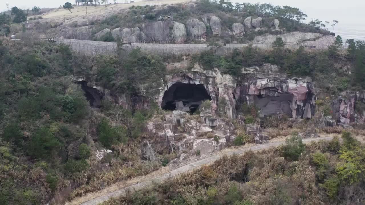 浙江三门县蛇蟠岛野人洞景区视频素材