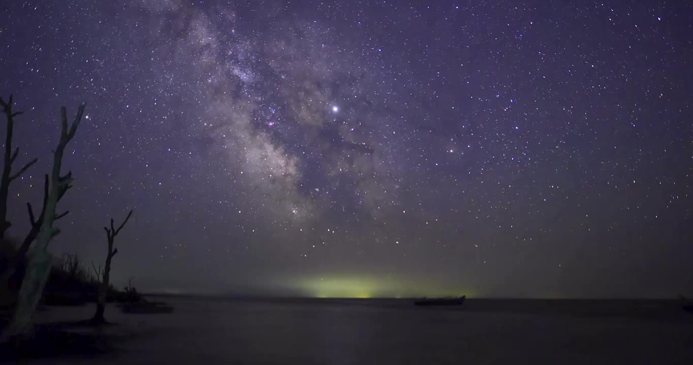 黑龙江鸡西：春夜兴凯湖星空延时视频素材